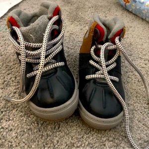Boys snow boots